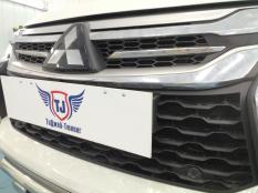 Защитные сетки радиатора на Mitsubishi Pajero Sport фото 5