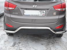 Защита заднего бампера на Hyundai IX35 фото 3