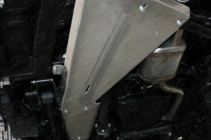 Защита картера на Suzuki Jimny фото 1