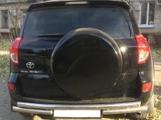 Защита заднего бампера на Toyota RAV4 фото 3