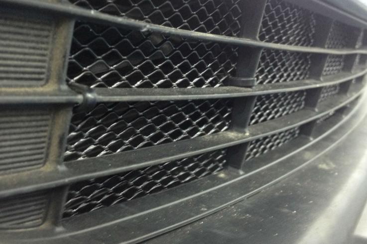 Защитные сетки радиатора на Toyota RAV4 фото 1