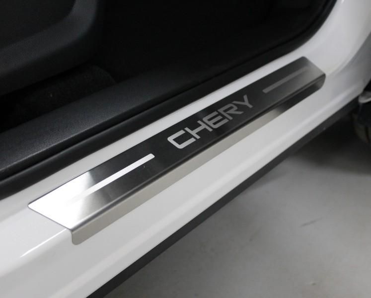 Накладки на пороги (лист шлифованный надпись Chery) 4шт