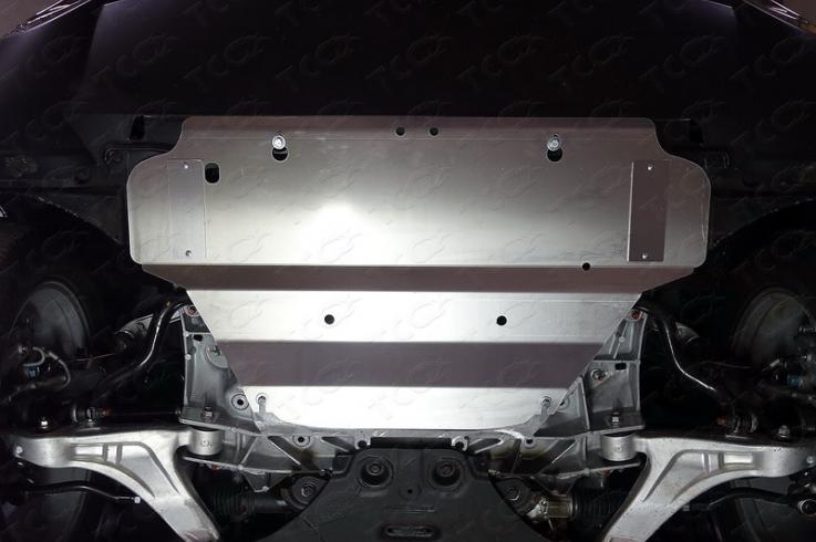 Защита картера двигателя и КПП на Infiniti QX70 (FX35, FX37, FX30d, FX50) фото 1