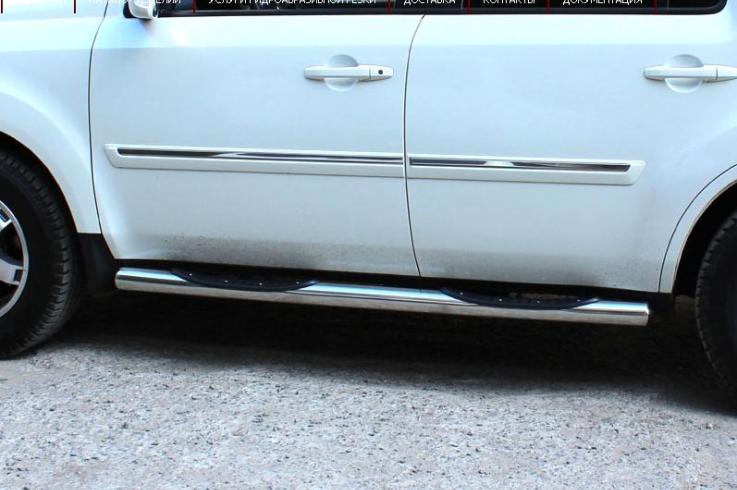 Пороги и боковые трубы на Honda Pilot фото 1