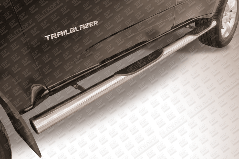 Пороги и боковые трубы на Chevrolet Trail Blazer фото 20