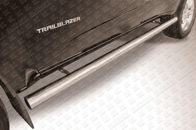 Пороги и боковые трубы на Chevrolet Trail Blazer фото 10