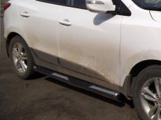 Пороги и боковые трубы на Hyundai IX35 фото 3