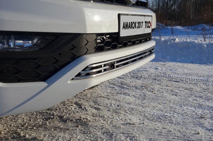Накладки и молдинги на Volkswagen Amarok фото 1