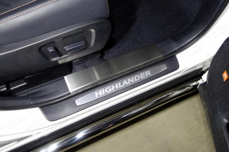 Накладки и молдинги на Toyota Highlander фото 1