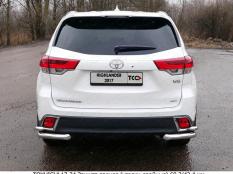 Защита заднего бампера на Toyota Highlander фото 4