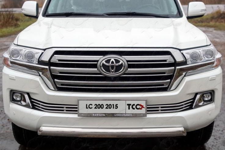 Накладки и молдинги на Toyota Land Cruiser 200 Executive фото 1