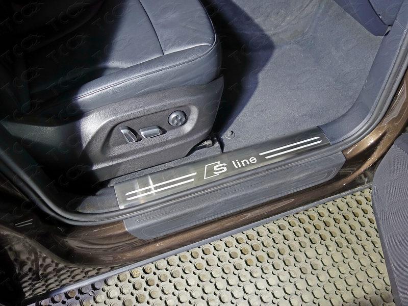 Накладки и молдинги на Audi Q5 фото 44