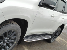 Пороги и боковые трубы на Toyota Land Cruiser Prado 150 фото 13