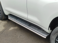 Пороги и боковые трубы на Toyota Land Cruiser Prado 150 фото 16