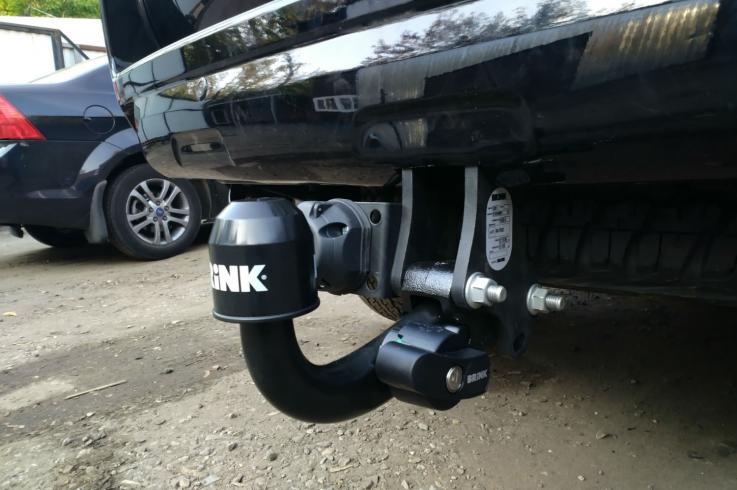 Фаркоп на Toyota Land Cruiser Prado 150 фото 1