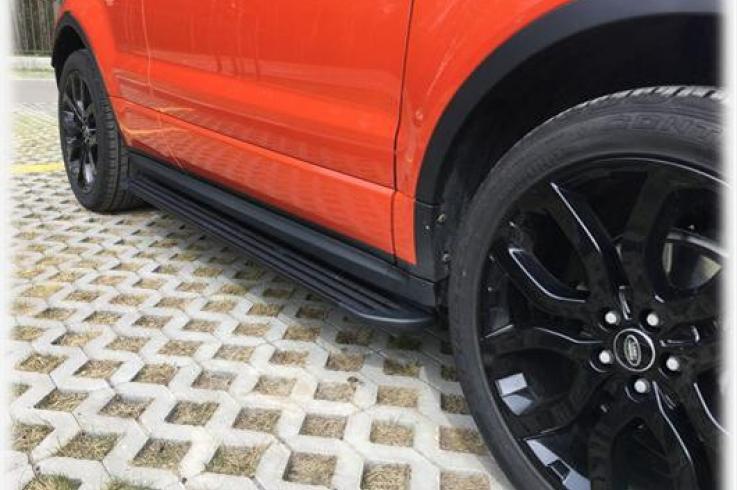 Пороги и боковые трубы на Renault Kaptur фото 1