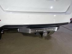 Фаркоп на Toyota Fortuner фото 7