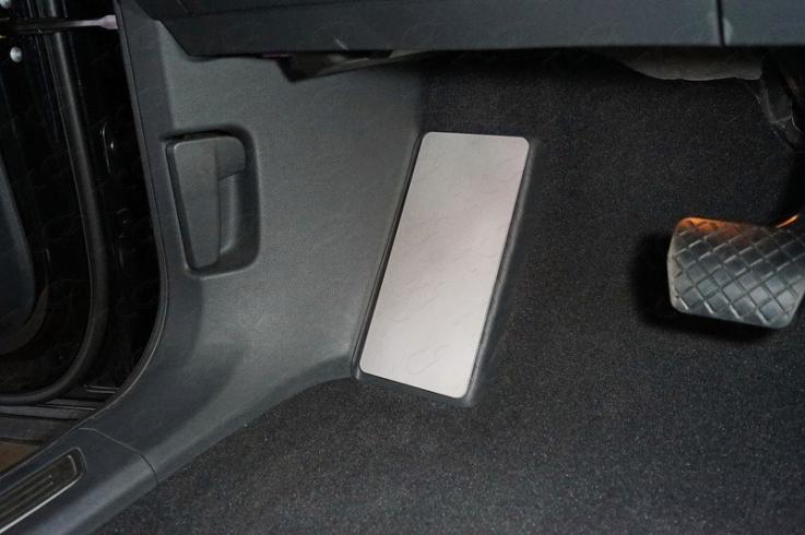 Накладки и молдинги на Volkswagen Teramont фото 1
