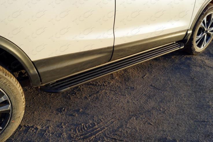 Пороги и боковые трубы на Nissan Qashqai фото 1