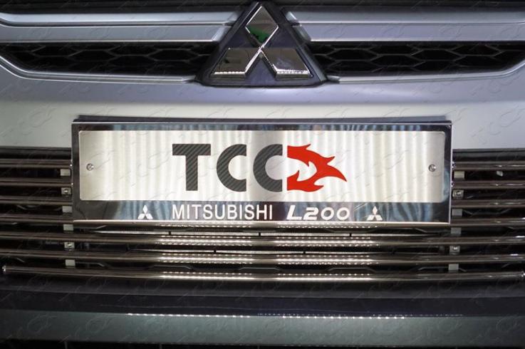 Накладки и молдинги на Mitsubishi L200 фото 1