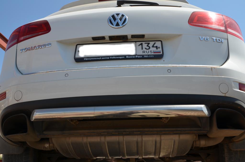 Защита заднего бампера на Volkswagen Touareg фото 176