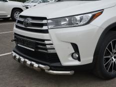 Защита переднего бампера на Toyota Highlander фото 3
