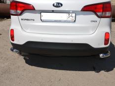 Защита заднего бампера на Kia Sorento фото 3