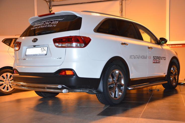 Защита заднего бампера на Kia Sorento Prime фото 1