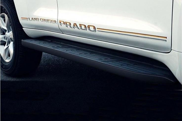 Пороги и боковые трубы на Toyota Land Cruiser Prado 150 фото 1