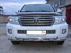 Защита переднего бампера на Toyota Land Cruiser 200 фото 4
