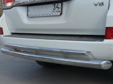 Защита заднего бампера на Toyota Land Cruiser 200 фото 3