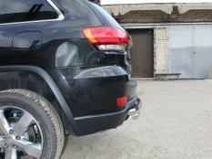 Защита заднего бампера на Jeep Grand Cherokee фото 12