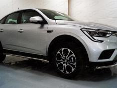Пороги и боковые трубы на Renault Arkana фото 4