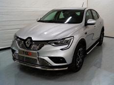 Пороги и боковые трубы на Renault Arkana фото 3