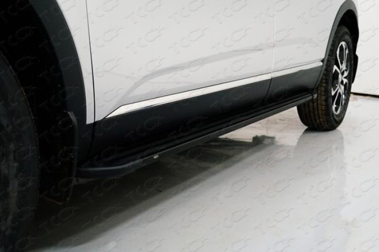 Пороги и боковые трубы на Renault Arkana фото 1