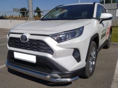 Защита переднего бампера на Toyota RAV4 фото 6