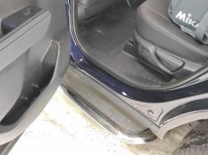 Пороги и боковые трубы на Toyota Highlander фото 7