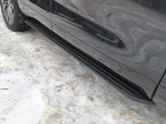 Пороги и боковые трубы на Toyota Highlander фото 11