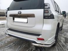 Защита заднего бампера на Toyota Land Cruiser Prado Black Onyx фото 3