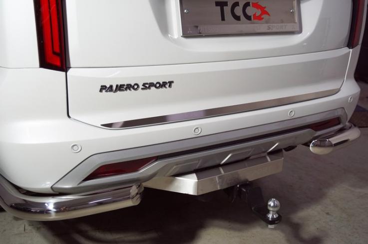 Накладки и молдинги на Mitsubishi Pajero Sport фото 1