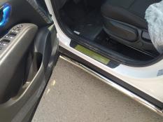 Пороги и боковые трубы на Hyundai Tucson фото 11