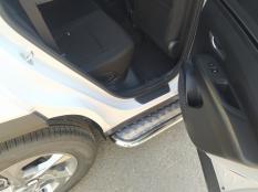 Пороги и боковые трубы на Hyundai Tucson фото 6