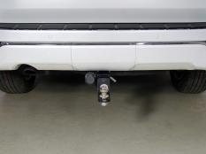Фаркоп на Toyota Land Cruiser 300 70th Anniversary фото 5