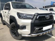 Защита переднего бампера на Toyota Hilux фото 5