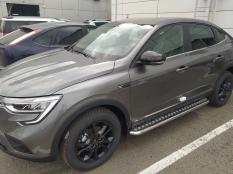 Пороги и боковые трубы на Renault Arkana фото 7