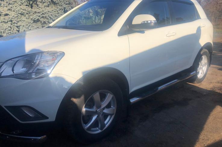 Пороги и боковые трубы на SsangYong Actyon фото 1