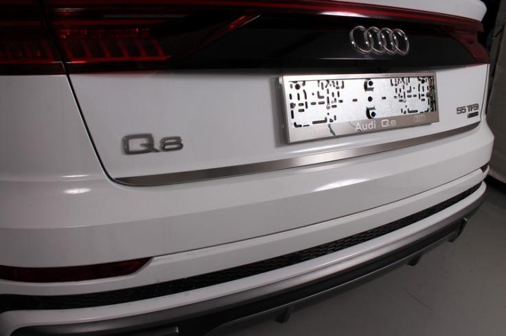 Накладки и молдинги на Audi Q8 фото 1