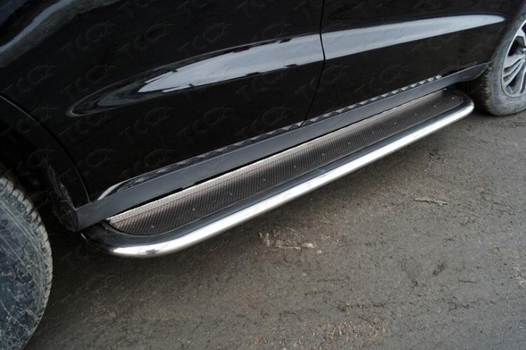 Пороги и боковые трубы на Geely / Belgee Emgrand X7 фото 1