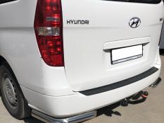 Защита заднего бампера на Hyundai H-1 фото 4