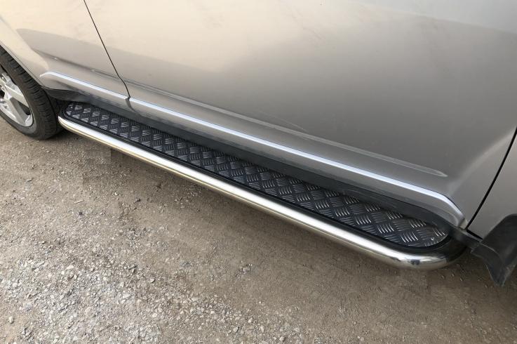 Пороги и боковые трубы на Mitsubishi Outlander XL фото 1